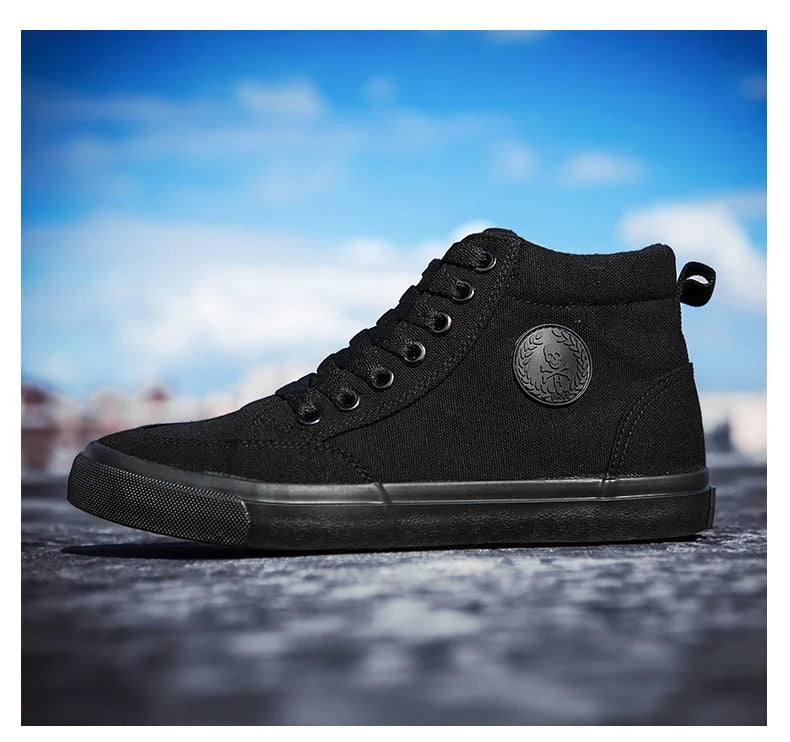 Men's High-Top Canvas Sneakers Slip-On Lace-Up Casual All-Black Basic Skate Shoes for Students Flat Sole Comfortable Sport Shoes