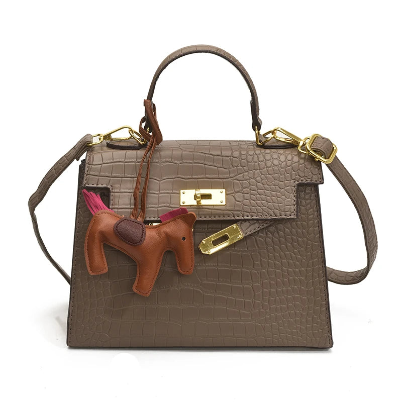 Premium Leather Crossbody Bag For Ladies, Fashionable Shoulder Messenger Purse Designer Tote Handbag Women Chic