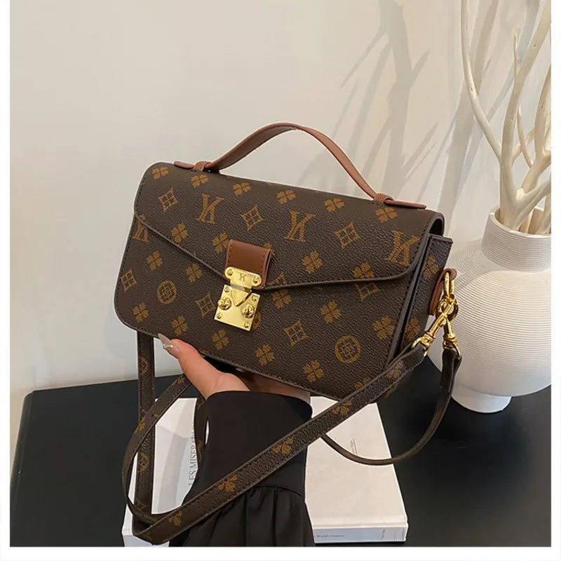 Trendy Women's Crossbody Purse - Designer Leather Shoulder Handbag Tote Bag Stylish Casual Daily Accessory