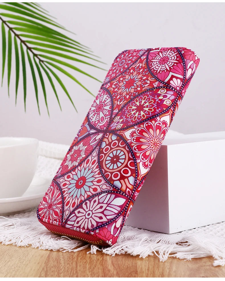 New fashionable lady zipper PU handbag purse with multiple clips and mobile phone compartments to travel, business, high-capacit