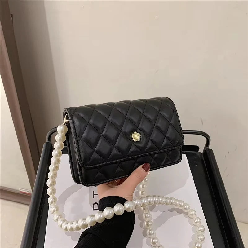Ladies Luxury Handbags Girls Fashion Pearl Hand Bags Women Purses Elegant Leather Chain Belt Bag Mini Coin Crossbody Bag