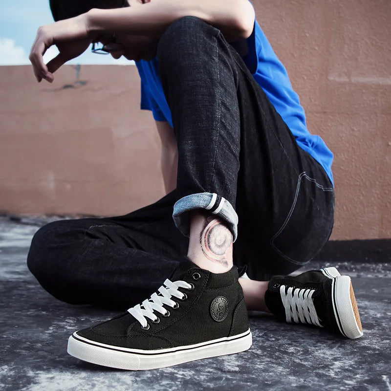 Men's High-Top Canvas Sneakers Slip-On Lace-Up Casual All-Black Basic Skate Shoes for Students Flat Sole Comfortable Sport Shoes