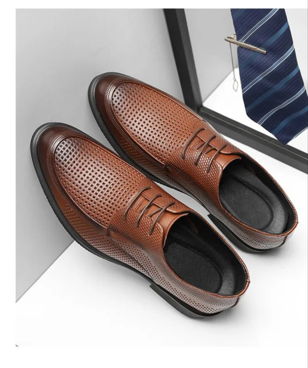 Shoes for Men Summer Breathable Hollow Out Shoe Fashion Business Dress Shoes Luxury Casual Leather Shoes for Men Loafers