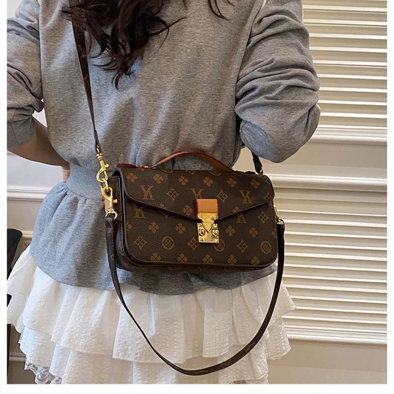 Trendy Women's Crossbody Purse - Designer Leather Shoulder Handbag Tote Bag Stylish Casual Daily Accessory