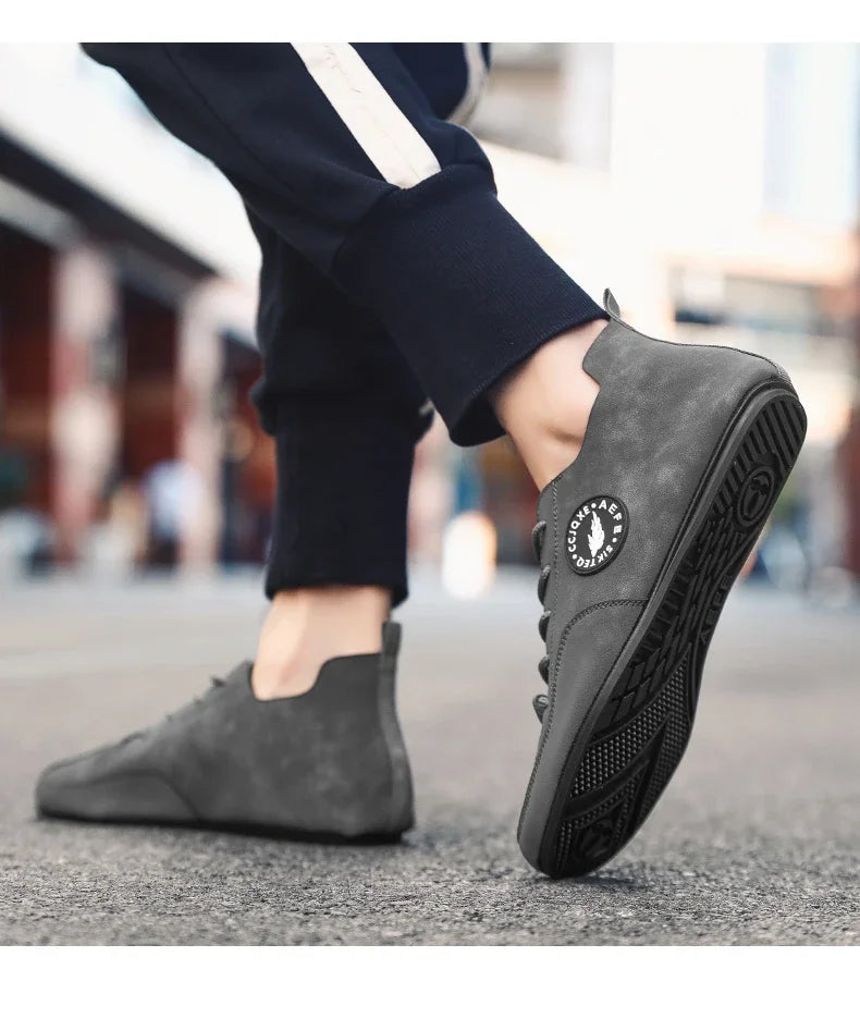 MAEDEF Men's Loafers Lightweight Driving Casual Thin Bottom Flats Shoes Soft Sole Comfortable Non Slip Lace-up Walking Shoes Men