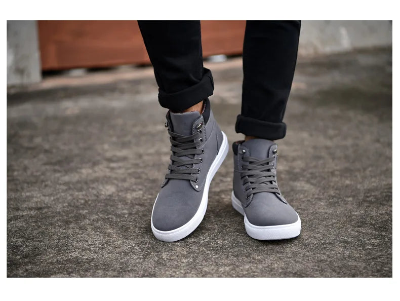 Brand Designer Men's Sneakers Comfortable Casual Shoes Fashion Non-slip Platform Shoes New Lightweight Sneakers Tenis Masculino
