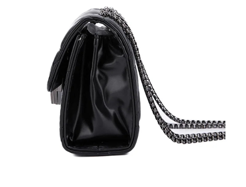 Quilted Crossbody Purse for Women Trendy Ladies Shoulder Bag with Chain Designer Purses