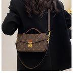 Trendy Women's Crossbody Purse - Designer Leather Shoulder Handbag Tote Bag Stylish Casual Daily Accessory