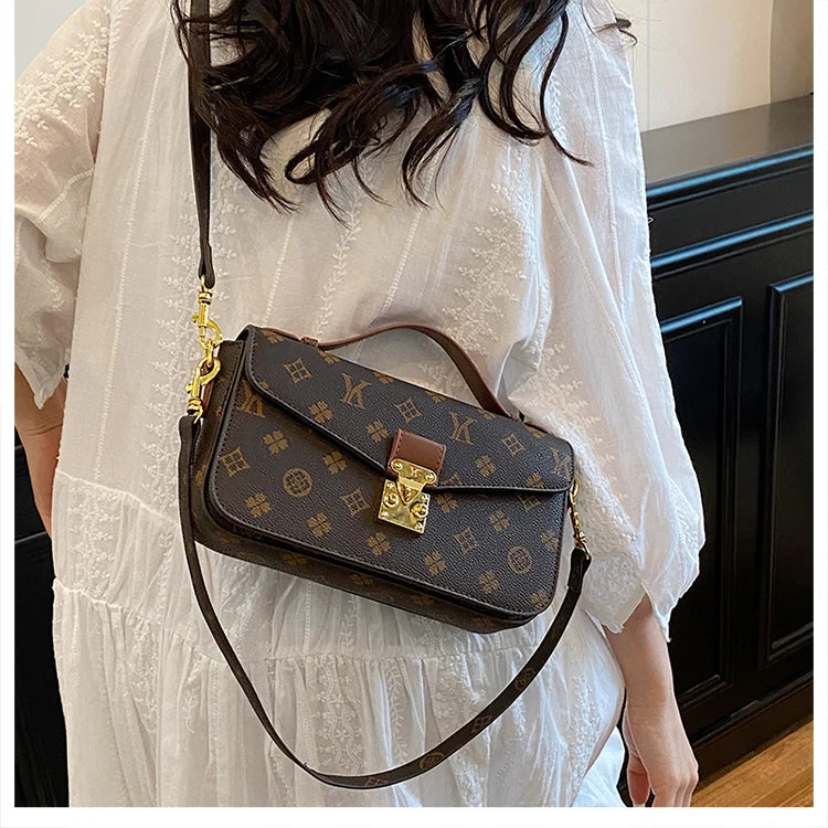 Trendy Women's Crossbody Purse - Designer Leather Shoulder Handbag Tote Bag Stylish Casual Daily Accessory