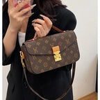 Trendy Women's Crossbody Purse - Designer Leather Shoulder Handbag Tote Bag Stylish Casual Daily Accessory