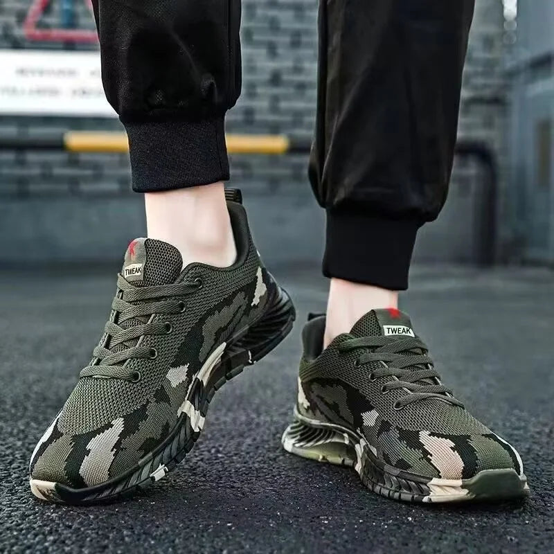 Man Sports Shoes Casual Fashion Men Breathable Mesh Lightweight for Men Camouflage Sneakers Low-top Running Shoes New
