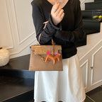 Premium Leather Crossbody Bag For Ladies, Fashionable Shoulder Messenger Purse Designer Tote Handbag Women Chic