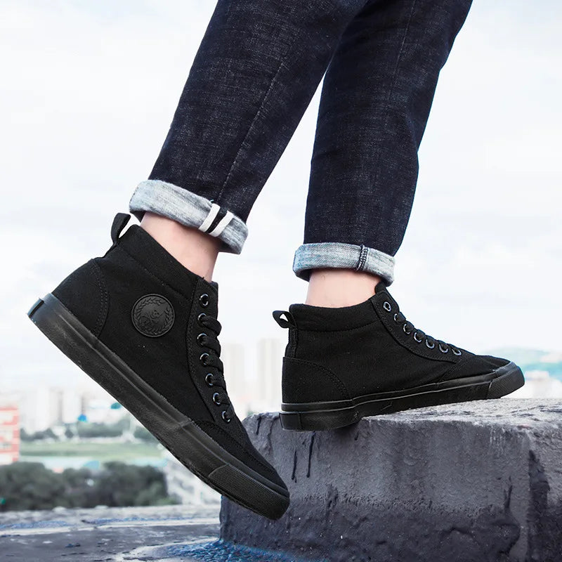 Men's High-Top Canvas Sneakers Slip-On Lace-Up Casual All-Black Basic Skate Shoes for Students Flat Sole Comfortable Sport Shoes