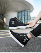 Men High Top Sneakers Fashion Leather Casual Shoes for Men Comfortable Non-slip Vulcanized Shoes Designer Outdoor Men Tenis Shoe