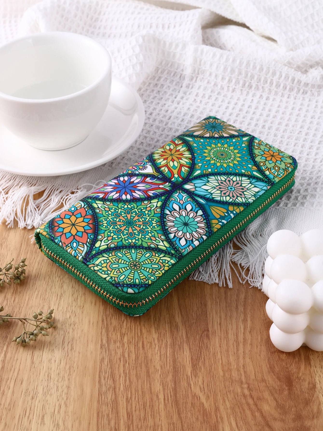 New fashionable lady zipper PU handbag purse with multiple clips and mobile phone compartments to travel, business, high-capacit