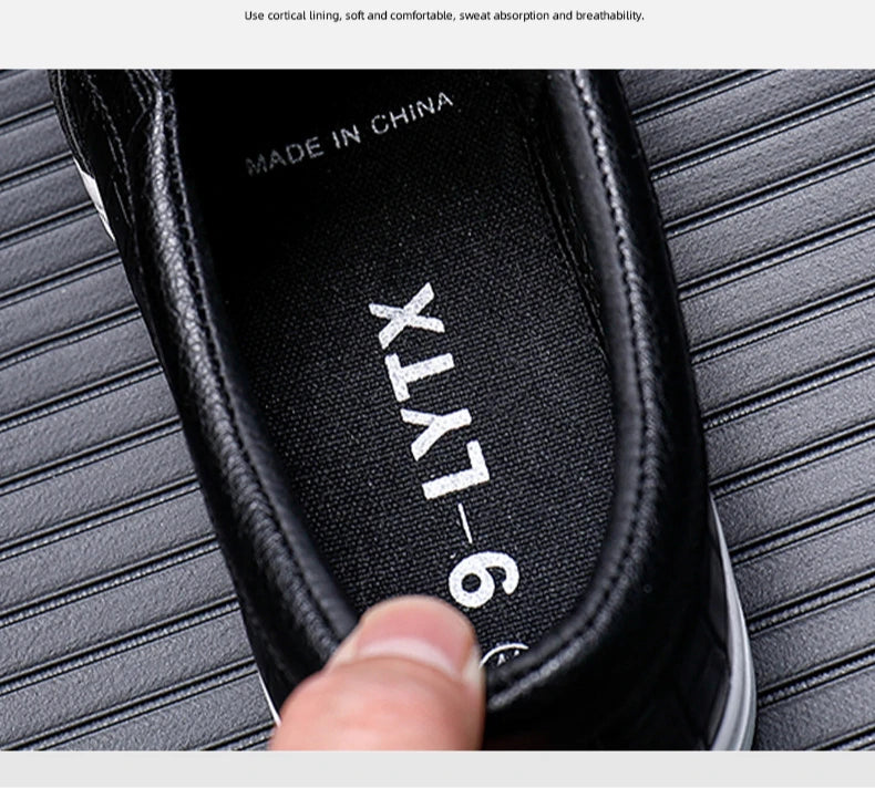 Men's High-Top Canvas Sneakers Slip-On Lace-Up Casual All-Black Basic Skate Shoes for Students Flat Sole Comfortable Sport Shoes