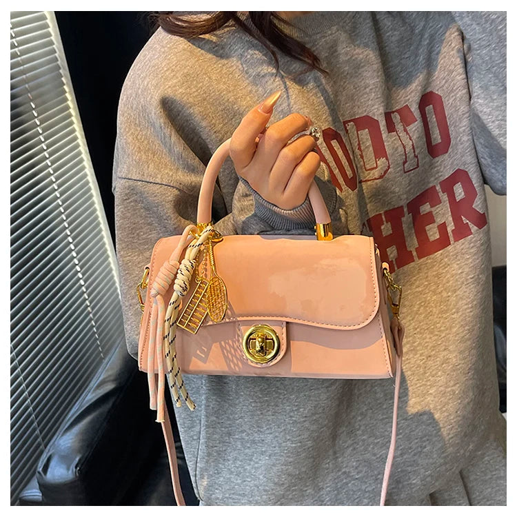 Classic Women's Leather Handbag, Crossbody Shoulder Tote Bag, Elegant Ladies Designer Purse